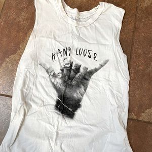 Hang loose muscle tee brandy Melville